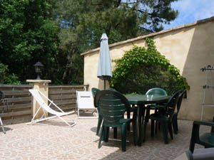 Terrasse gîte La Magnanerie Ardèche